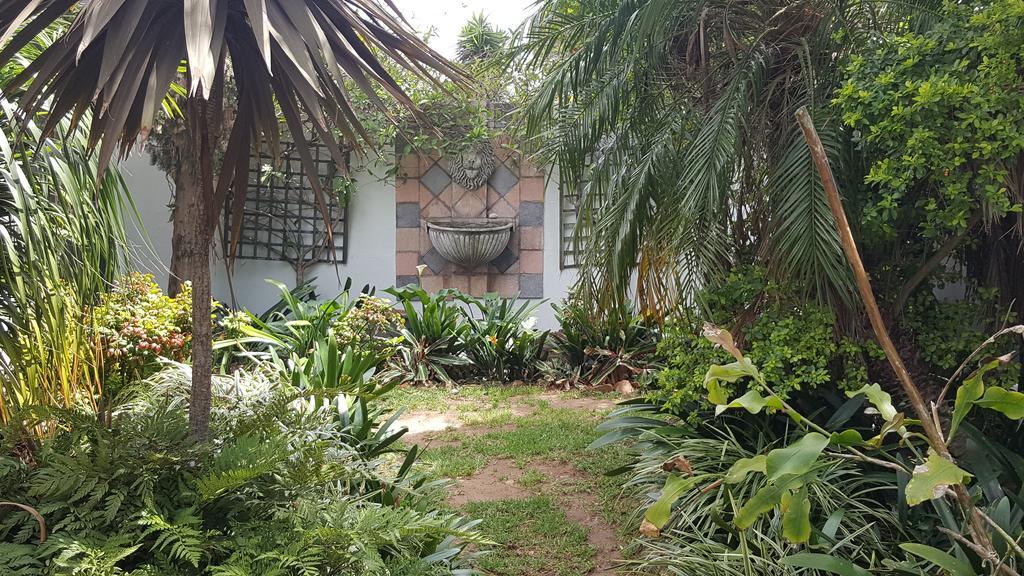 Copperpot Guesthouse Port Elizabeth Exteriör bild